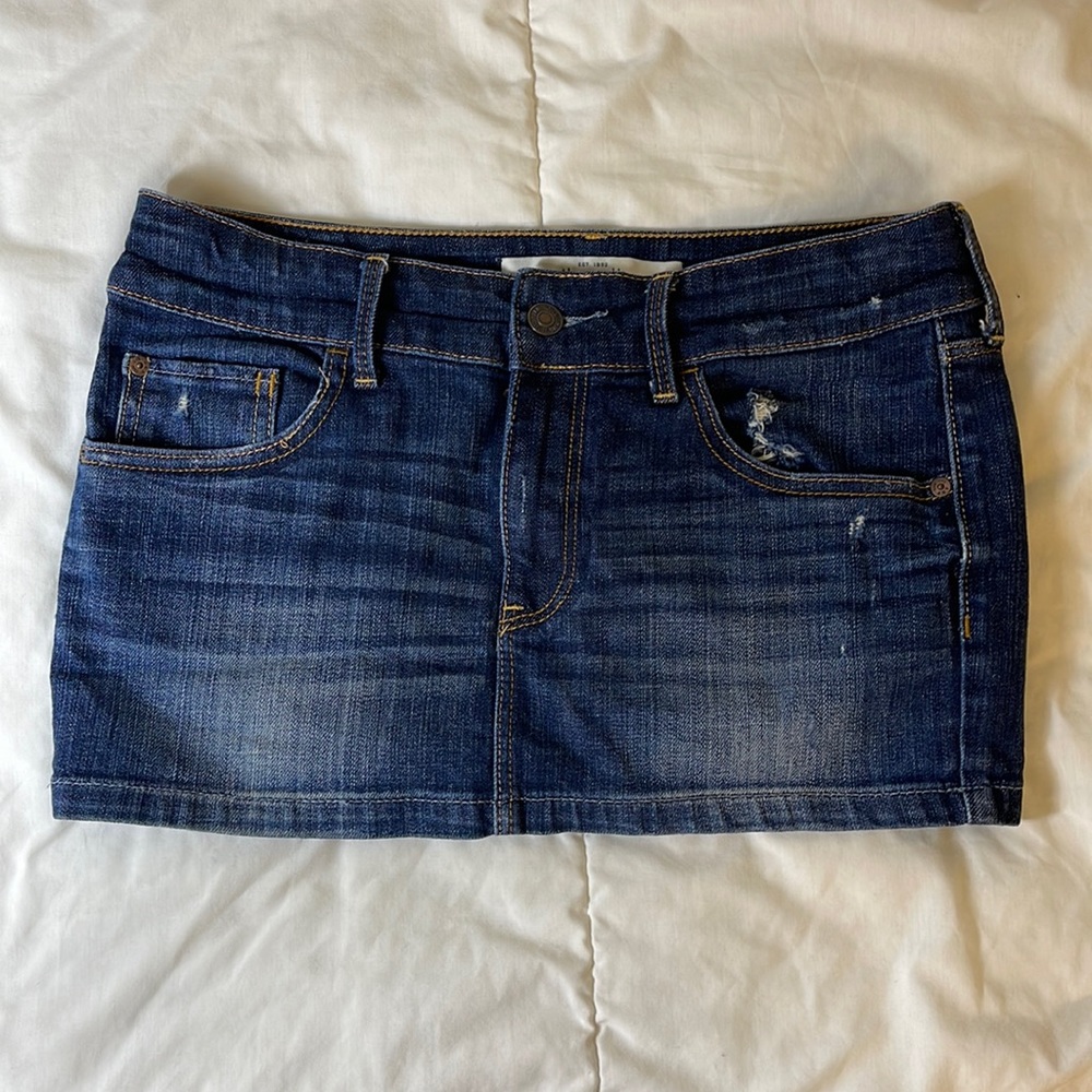 A&F Low Rise Mini Denim Skirt